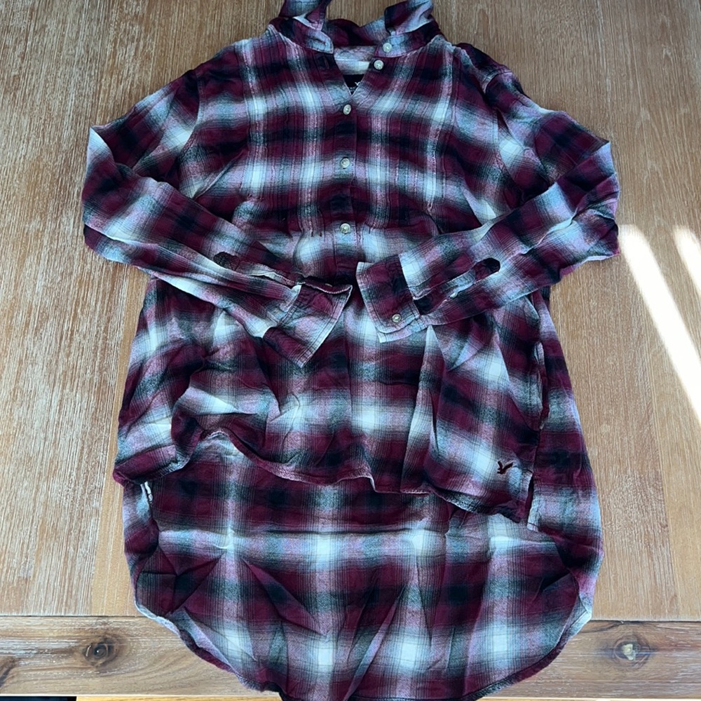 American eagle flannel shirt. Size M.
